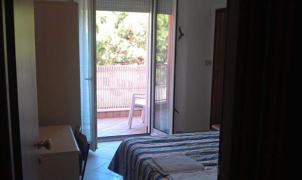 Hotel Edelweiss Cervia Pokój zdjęcie